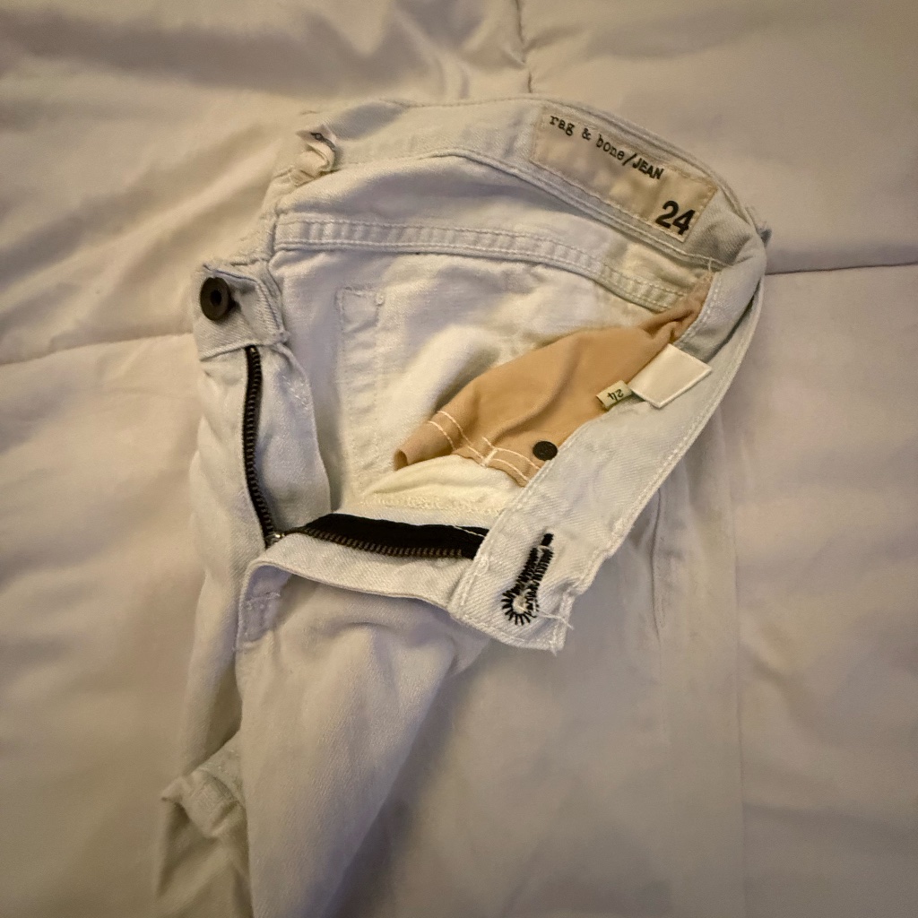 Rag & Bone Off-White Denim Size 24